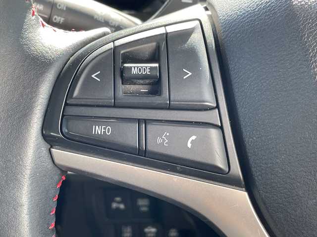 スズキ スペーシア カスタム HYBRID XS ターボ 福岡県 2018(平30)年 6.7万km ピュアホワイトパール/ブラック2トーン デュアルセンサーブレーキサポート　社外ナビ（ＡＶＩＣ－ＲＬ９０１）　バックカメラ　両側パワースライドドア　クルーズコントロール　シートヒーター　パドルシフト　フルセグＴＶ　ＣＤ／ＤＶＤ再生　ＥＴＣ