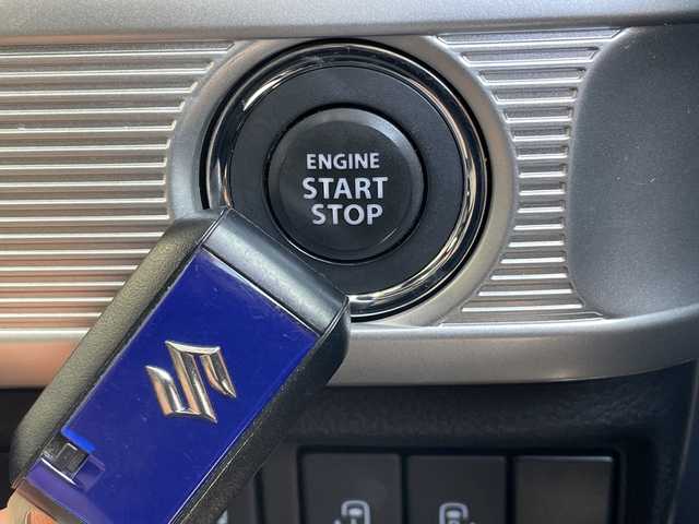 スズキ スペーシア カスタム HYBRID XS ターボ 福岡県 2018(平30)年 6.7万km ピュアホワイトパール/ブラック2トーン デュアルセンサーブレーキサポート　社外ナビ（ＡＶＩＣ－ＲＬ９０１）　バックカメラ　両側パワースライドドア　クルーズコントロール　シートヒーター　パドルシフト　フルセグＴＶ　ＣＤ／ＤＶＤ再生　ＥＴＣ