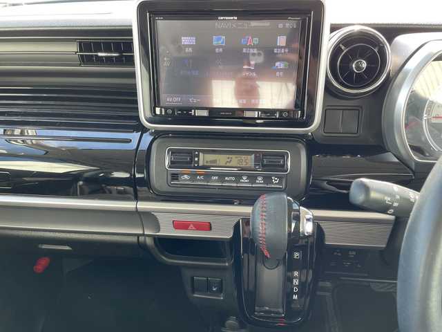 スズキ スペーシア カスタム HYBRID XS ターボ 福岡県 2018(平30)年 6.7万km ピュアホワイトパール/ブラック2トーン デュアルセンサーブレーキサポート　社外ナビ（ＡＶＩＣ－ＲＬ９０１）　バックカメラ　両側パワースライドドア　クルーズコントロール　シートヒーター　パドルシフト　フルセグＴＶ　ＣＤ／ＤＶＤ再生　ＥＴＣ