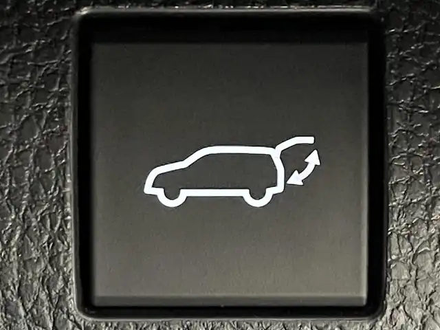 トヨタ クラウン スポーツ Z 道央・札幌 2024(令6)年 1.5万km パールⅡ ・４WD/・寒冷地仕様/・モデリスタエアロ（F/S/R）/・パノラマルーフ/・純正ナビゲーション/　BT/USB/フルセグ/Miracast/・ビルトインETC２．０/・デジタルインナーミラー/・ワイヤレス充電/・パノラミックビューモニター/・トヨタセーフティセンス/　PCS/LDA/BSM/PCS/PDA/RCTA/RCD/　PKSB/SEA/AVSP/RSA/・HUD/・レーダークルーズコントロール/・オートマチックハイビーム/・横滑り防止装置/・前後コーナーセンサー/・レーンキープアシスト/・パワーバックドア/・前席シートヒーター/ベンチレーション/・レザーシート/・オートライト/・LEDヘッドライト/・前席パワーシート（D席メモリー付）/・純正フロアマット/・スマートキー/・プッシュスタート/・保証書付き/・社外AW20インチ冬タイヤ/・純正AW夏タイヤ２１インチ積込