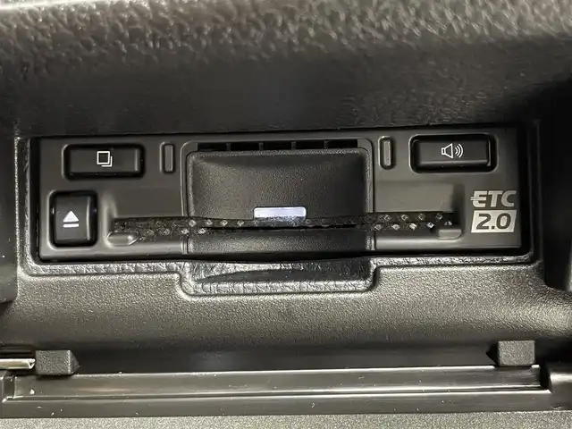 トヨタ クラウン スポーツ Z 道央・札幌 2024(令6)年 1.5万km パールⅡ ・４WD/・寒冷地仕様/・モデリスタエアロ（F/S/R）/・パノラマルーフ/・純正ナビゲーション/　BT/USB/フルセグ/Miracast/・ビルトインETC２．０/・デジタルインナーミラー/・ワイヤレス充電/・パノラミックビューモニター/・トヨタセーフティセンス/　PCS/LDA/BSM/PCS/PDA/RCTA/RCD/　PKSB/SEA/AVSP/RSA/・HUD/・レーダークルーズコントロール/・オートマチックハイビーム/・横滑り防止装置/・前後コーナーセンサー/・レーンキープアシスト/・パワーバックドア/・前席シートヒーター/ベンチレーション/・レザーシート/・オートライト/・LEDヘッドライト/・前席パワーシート（D席メモリー付）/・純正フロアマット/・スマートキー/・プッシュスタート/・保証書付き/・社外AW20インチ冬タイヤ/・純正AW夏タイヤ２１インチ積込