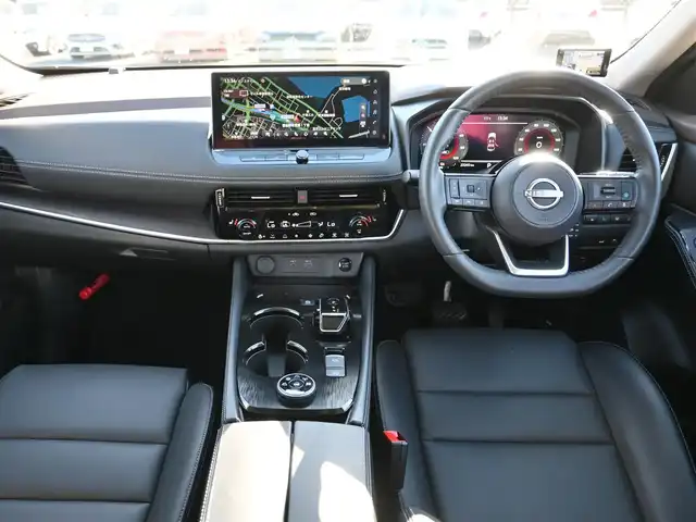 日産 エクストレイル G e－4ORCE 千葉県 2023(令5)年 2.4万km ダイヤモンドブラック エマージェンシーブレーキ/プロパイロット/インテリジェントクルーズコントロール/インテリジェントルームミラー/ヘッドアップディスプレイ/純正コネクトナビ/地デジTV/【Bluetooth接続】/アラウンドビューモニター/ドライブレコーダー（前後撮影）/前席パワーシート/シートヒーター/革巻きステアリング/ステアリングスイッチ/ETC/LEDヘッドライト/フォグライト/ウインカーミラー/コーナーセンサー/純正19インチアルミホイル/サイド/カーテンエアバッグ/インテリジェントキー