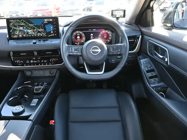 日産 エクストレイル G e－4ORCE 千葉県 2023(令5)年 2.4万km ダイヤモンドブラック エマージェンシーブレーキ/プロパイロット/インテリジェントクルーズコントロール/インテリジェントルームミラー/ヘッドアップディスプレイ/純正コネクトナビ/地デジTV/【Bluetooth接続】/アラウンドビューモニター/ドライブレコーダー（前後撮影）/前席パワーシート/シートヒーター/革巻きステアリング/ステアリングスイッチ/ETC/LEDヘッドライト/フォグライト/ウインカーミラー/コーナーセンサー/純正19インチアルミホイル/サイド/カーテンエアバッグ/インテリジェントキー