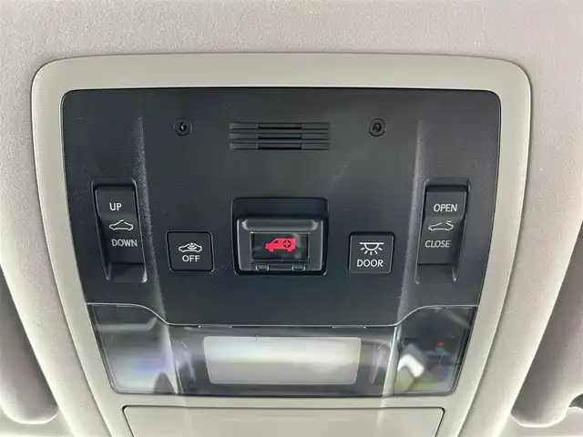 レクサス ＲＸ 450hL 佐賀県 2018(平30)年 3.6万km ソニッククォーツ ワンオーナー/純正12.3インチナビ/フルセグTV/CD/DVD/Bluetooth/全方位カメラ/サンルーフ/衝突被害軽減システム/レーダークルーズコントロール/レーンアシスト/ブラインドスポットモニター/先行車発進告知機能/ヘッドアップディスプレイ/クリアランスソナー/オートライト/オートマチックハイビーム/3眼LEDヘッドライト/LEDフォグライト/電子パーキング/ブレーキホールド/横滑り防止装置/ビルトインETC2.0/パワーバックドア/電動格納サードシート/運転席・助手席パワーシート/運転席・助手席シートヒーター/運転席・助手席エアシート/レザーシート/ステアリングヒーター/ISOFIX対応シート/純正フロアマット/純正20インチアルミホイール