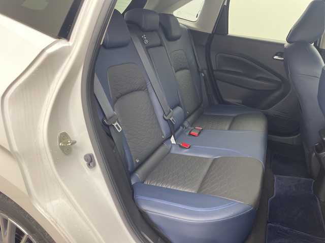 日産 ノート オーテック 三重県 2023(令5)年 2.4万km ピュアホワイトパール / スーパーブラック 2トーン /禁煙車//純正9インチメモリーナビ//エマージェンシーブレーキ//ETC2.0//衝突軽減ブレーキ//レーンキープアシスト//オートハイビーム//バックカメラ//純正前後ドライブレコーダー//ステアリングスイッチ//オーテック専用シグネイチャーLED//オーテック専用ブルー×ブラックコンビレザレットシート/　「AUTECH」刺繍（ブルーステッチ）//オーテック専用16インチAW//LED//オートライト//フォグ//サイドカーテンエアバッグ