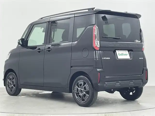 三菱 デリカミニ G プレミアム 熊本県 2023(令5)年 0.1万km アメジストブラック バンパーガード/純正ディスプレイオーディオ/・Bluetooth/USB/Apple CarPlay/Android Auto/・全方位カメラ/衝突軽減ブレーキ/車線逸脱警報/速度標識表示/道路標識表示/MI-PILOT/コーナーセンサー/インテリジェントルームミラー/両側パワースライドドア/ハーフレザーシート/・D/Nシートヒーター/ステアリングヒーター/両側パワースライドドア/ビルトインETC/オートライト/LEDヘッドライト/フォグランプ/ヘッドライトレベライザー/電子パーキング/純正フロアマット/スマートキー/プッシュスタート