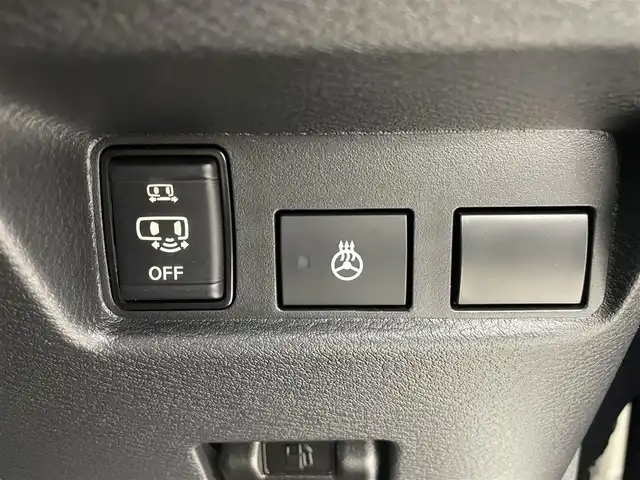 三菱 デリカミニ G プレミアム 熊本県 2023(令5)年 0.1万km アメジストブラック バンパーガード/純正ディスプレイオーディオ/・Bluetooth/USB/Apple CarPlay/Android Auto/・全方位カメラ/衝突軽減ブレーキ/車線逸脱警報/速度標識表示/道路標識表示/MI-PILOT/コーナーセンサー/インテリジェントルームミラー/両側パワースライドドア/ハーフレザーシート/・D/Nシートヒーター/ステアリングヒーター/両側パワースライドドア/ビルトインETC/オートライト/LEDヘッドライト/フォグランプ/ヘッドライトレベライザー/電子パーキング/純正フロアマット/スマートキー/プッシュスタート