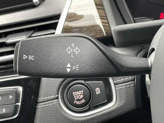 ＢＭＷ ２１８ｄ アクティブツアラー ラグジュアリー 千葉県 2020(令2)年 3.9万km ミネラルホワイト レザーシート/電動リアゲート/iDrive/(Bluetooth/USB)/インテリジェントセーフティ/バックカメラ/PDC/速度警告/メモリー付パワーシート/シートヒーター/コンフォートアクセス/ETC/純正フロアマット/純正17インチアルミホイール/保証書/取扱説明書/スペアキー