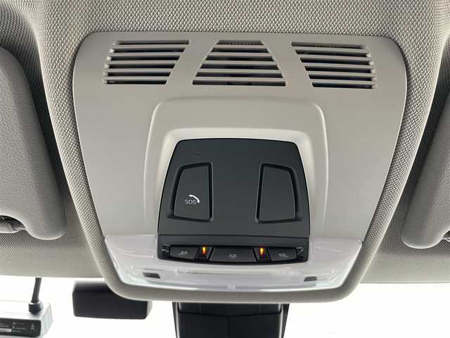 ＢＭＷ ２１８ｄ アクティブツアラー ラグジュアリー 千葉県 2020(令2)年 3.9万km ミネラルホワイト レザーシート/電動リアゲート/iDrive/(Bluetooth/USB)/インテリジェントセーフティ/バックカメラ/PDC/速度警告/メモリー付パワーシート/シートヒーター/コンフォートアクセス/ETC/純正フロアマット/純正17インチアルミホイール/保証書/取扱説明書/スペアキー
