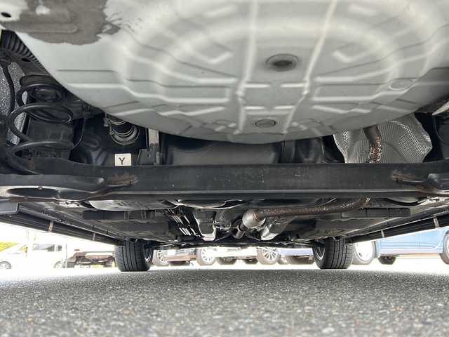 日産 キックス X 佐賀県 2021(令3)年 6.9万km ピュアブラック 社外ナビ(CN-RE07D)/Bluetooth/CD/DVD/USB/全方位カメラ/フルセグTV/社外エアロ(フロント、サイド、リア)/前後ドライブレコーダー/プロパイロット/衝突軽減システム/ブレーキホールド/ルーフレール/オートエアコン/LEDオートライト/デジタルインナーミラー/ETC/布系シート/プッシュスタート/スペアキー/保証書/取扱説明書/点検記録簿(R3/6)