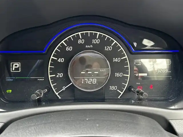 日産 ノート e－パワー X 島根県 2020(令2)年 1.4万km スーパーブラック エマージェンシーブレーキ/純正ナビ/CD/ワンセグTV/アラウンドビューモニター/デジタルインナーミラー/ステアリングスイッチ/ドライブレコーダー/オートライト/オートハイビーム/ETC/スマートキー/スペアキー /プッシュスタート/レーンキープ/取り扱い説明書/保証書
