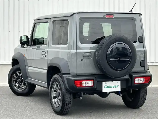 スズキ ジムニー シエラ JC 群馬県 2023(令5)年 2万km ミディアムグレー ワンオーナー/5MT/ALPINE フローティングナビ/(FM/AM/Bluetooth/HDMI/Apple Car Play/Android Auto)/スズキセーフティサポート/・デュアルブレーキサポート/・先行車発進お知らせ機能/・標識認証機能/・車線逸脱警報機能/クルーズコントロール/ドライブレコーダー/ビルトインETC/前席シートヒーター/LEDヘッドライト/フォグランプ/電動格納ミラー/ヘッドライトウォッシャー/アイドリングストップ/オートライト/ステアリングスイッチ/純正アルミホイール/社外フロアマット/保証書/取扱説明書/記録簿