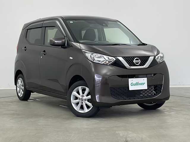 日産 デイズ X 新潟県 2021(令3)年 3.5万km アッシュブラウンM 4WD/バックカメラ/衝突軽減ブレーキ/レーンキープアシスト/純正AW/純正フロアマット/電格ミラー/ドアバイザー/ヘッドライトレベライザー/ハロゲン/保証書/取説