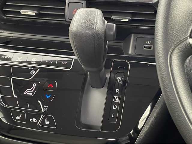 日産 デイズ X 新潟県 2021(令3)年 3.5万km アッシュブラウンM 4WD/バックカメラ/衝突軽減ブレーキ/レーンキープアシスト/純正AW/純正フロアマット/電格ミラー/ドアバイザー/ヘッドライトレベライザー/ハロゲン/保証書/取説