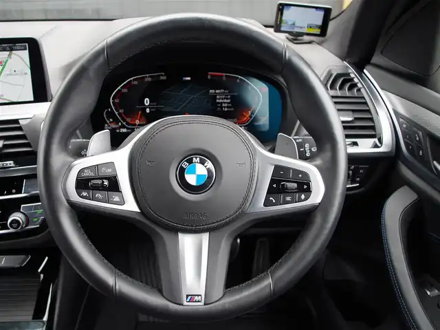 ＢＭＷ Ｘ３ 埼玉県 2021(令3)年 4.1万km 黒 ブラックハーフレザーシート/アダプティブクルーズコントロール/全周囲カメラ/ヘッドアップディスプレイ/ブラインドスポットモニター/Bluetooth/フルセグTV/シートHI/電動リアゲート/置くだけ充電/ETC/ドラレコ