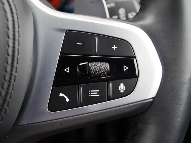 ＢＭＷ Ｘ３ 埼玉県 2021(令3)年 4.1万km 黒 ブラックハーフレザーシート/アダプティブクルーズコントロール/全周囲カメラ/ヘッドアップディスプレイ/ブラインドスポットモニター/Bluetooth/フルセグTV/シートHI/電動リアゲート/置くだけ充電/ETC/ドラレコ