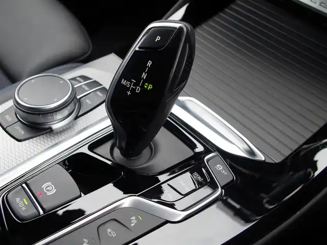 ＢＭＷ Ｘ３ 埼玉県 2021(令3)年 4.1万km 黒 ブラックハーフレザーシート/アダプティブクルーズコントロール/全周囲カメラ/ヘッドアップディスプレイ/ブラインドスポットモニター/Bluetooth/フルセグTV/シートHI/電動リアゲート/置くだけ充電/ETC/ドラレコ