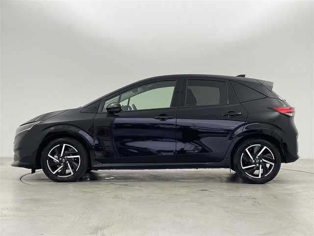 日産 ノート X 群馬県 2024(令6)年 0.5万km スーパーブラック アダプティブLEDヘッドライトシステム/LEDフォグランプ/16インチアルミホイール/インテリジェント アラウンドビューモニター/インテリジェント ルームミラー /ステアリングスイッチ/USB電源ソケット(タイプA 1個、タイプC 1個) /ワイヤレス充電器/NissanConnectナビゲーションシステム(地デジ内蔵)/ETC2.0ユニット(ビルトインタイプ)/プロパイロット(ナビリンク機能付)/プロパイロット緊急停止支援システム(SOSコール機能付)/インテリジェント BSI(後側方衝突防止支援システム)/BSW(後側方車両検知警報)/RCTA(後退時車両検知警報)/=================/純正9インチナビ/AM/FM/BT/USB/HDMI/AppleCarPlay/AndroidAuto/フルセグ/インテリジェントエマージェンシーブレーキ/踏み間違い衝突防止アシスト/標識検知機能/インテリジェントFCW(前方衝突予測警報)/LDW(車線逸脱警報)/インテリジェントDA(ふらつき警報)/インテリジェントLI (車線逸脱防止支援システム)/フロント&バックソナー/スマートキー/プッシュスタート