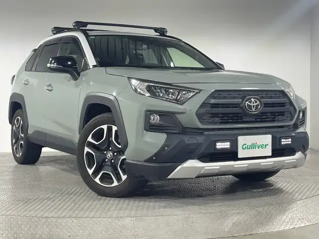 トヨタ ＲＡＶ４ アドベンチャー 神奈川県 2019(令1)年 5万km アッシュグレーメタリック/アーバンカーキ ４WD/純正7インチSDナビゲーション【NSCN-W68】/(CD/Bluetooth/ワンセグ)/バックカメラ/運転席パワーシート/レーダークルーズコントロール/レーンキープ/衝突軽減ブレーキ/ダウンヒルアシストコントロール/プッシュスタート/ビルトインETC/LEDヘッドランプ/フロントフォグランプ/オートライト/純正19インチアルミホイール/スマートキー/取説　/保証書/スペアキー