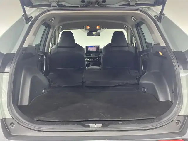 トヨタ ＲＡＶ４ アドベンチャー 神奈川県 2019(令1)年 5万km アッシュグレーメタリック/アーバンカーキ ４WD/純正7インチSDナビゲーション【NSCN-W68】/(CD/Bluetooth/ワンセグ)/バックカメラ/運転席パワーシート/レーダークルーズコントロール/レーンキープ/衝突軽減ブレーキ/ダウンヒルアシストコントロール/プッシュスタート/ビルトインETC/LEDヘッドランプ/フロントフォグランプ/オートライト/純正19インチアルミホイール/スマートキー/取説　/保証書/スペアキー