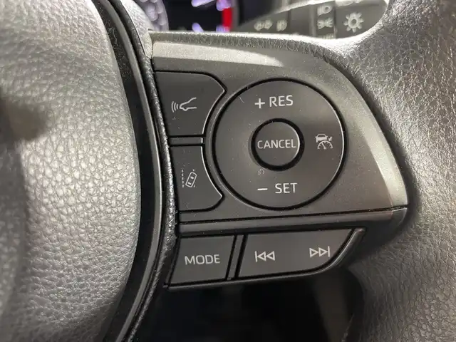 トヨタ ＲＡＶ４ アドベンチャー 神奈川県 2019(令1)年 5万km アッシュグレーメタリック/アーバンカーキ ４WD/純正7インチSDナビゲーション【NSCN-W68】/(CD/Bluetooth/ワンセグ)/バックカメラ/運転席パワーシート/レーダークルーズコントロール/レーンキープ/衝突軽減ブレーキ/ダウンヒルアシストコントロール/プッシュスタート/ビルトインETC/LEDヘッドランプ/フロントフォグランプ/オートライト/純正19インチアルミホイール/スマートキー/取説　/保証書/スペアキー