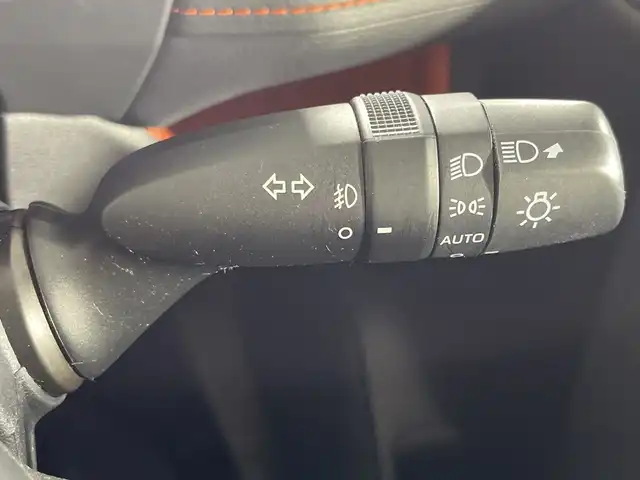 トヨタ ＲＡＶ４ アドベンチャー 神奈川県 2019(令1)年 5万km アッシュグレーメタリック/アーバンカーキ ４WD/純正7インチSDナビゲーション【NSCN-W68】/(CD/Bluetooth/ワンセグ)/バックカメラ/運転席パワーシート/レーダークルーズコントロール/レーンキープ/衝突軽減ブレーキ/ダウンヒルアシストコントロール/プッシュスタート/ビルトインETC/LEDヘッドランプ/フロントフォグランプ/オートライト/純正19インチアルミホイール/スマートキー/取説　/保証書/スペアキー