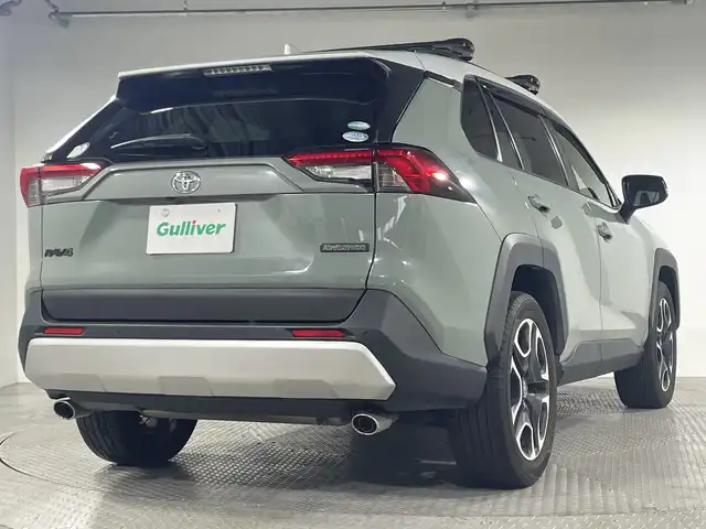 トヨタ ＲＡＶ４ アドベンチャー 神奈川県 2019(令1)年 5万km アッシュグレーメタリック/アーバンカーキ ４WD/純正7インチSDナビゲーション【NSCN-W68】/(CD/Bluetooth/ワンセグ)/バックカメラ/運転席パワーシート/レーダークルーズコントロール/レーンキープ/衝突軽減ブレーキ/ダウンヒルアシストコントロール/プッシュスタート/ビルトインETC/LEDヘッドランプ/フロントフォグランプ/オートライト/純正19インチアルミホイール/スマートキー/取説　/保証書/スペアキー