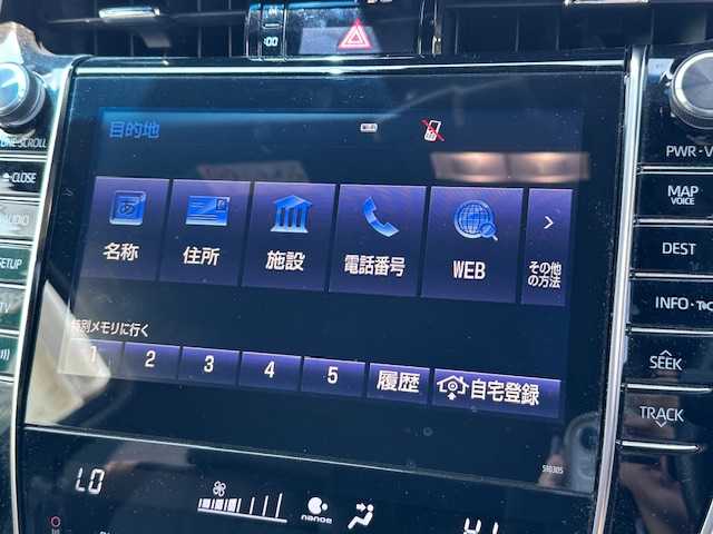 トヨタ ハリアー プレミアム 大阪府 2017(平29)年 7.6万km パール ワンオーナー/純正9型ナビ/Bluetooth/フルセグ/バックカメラ/トヨタセーフティセンス/電動リアゲート/運転席パワーシート/ハーフレザーシート/ビルトインETC2.0/LEDヘッドライト/ドアバイザー/プッシュスタート/スマートキー