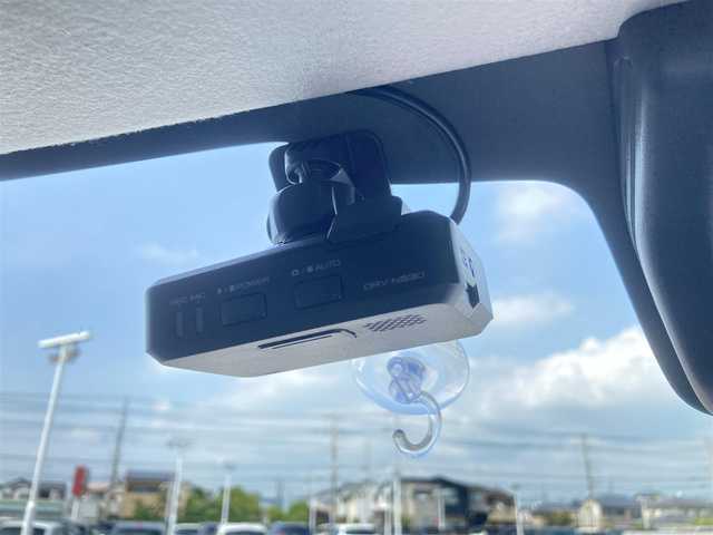 スズキ ソリオ バンディット HV MV 千葉県 2020(令2)年 2.6万km ファーベントレッド 社外メモリナビ/(フルセグTV/BT/FM/AM/CD/DVD)/バックカメラ/柿本改マフラー/衝突被害軽減システム/車線逸脱警報/クルーズコントロール/両側パワースライドドア/横滑り防止装置/ドライブレコーダー/アイドリングストップ/LEDヘッドライト/フォグランプ/オートライト/ウィンカーミラー/電動格納ミラー/社外15インチAW/プッシュスタート/スマートキー/フロアマット/ドアバイザー/取扱説明書/保証書