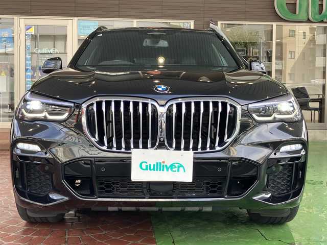 ＢＭＷ Ｘ５ xDrive 35d Mスポーツ 神奈川県 2019(令1)年 6.9万km サファイアブラックP 純正12.3インチワイドディスプレイHDDナビ/フルセグTV＆Bluetooth接続可能/ドライバーズアシスタント機能/：正面衝突軽減/：側面衝突軽減/：車線逸脱警告（ステアリングサポート）/：PDC（パークディスタンスコントロール）/：アクティブPDCブレーキ/：パーキングアシストプラス/ディスタンスコントロール/インテリジェントセーフティ/全方位カメラ/エクスクルーシブナッパレザーパッケージ/フロントパワーシート/前席シートヒーター/シートベンチレーション/ブラックルーフレール/アダプティブLEDヘッドライト/ミラー型ETC