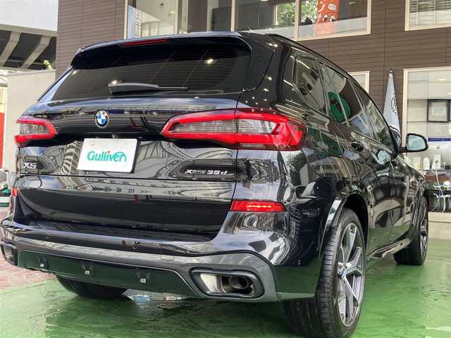 ＢＭＷ Ｘ５ xDrive 35d Mスポーツ 神奈川県 2019(令1)年 6.9万km サファイアブラックP 純正12.3インチワイドディスプレイHDDナビ/フルセグTV＆Bluetooth接続可能/ドライバーズアシスタント機能/：正面衝突軽減/：側面衝突軽減/：車線逸脱警告（ステアリングサポート）/：PDC（パークディスタンスコントロール）/：アクティブPDCブレーキ/：パーキングアシストプラス/ディスタンスコントロール/インテリジェントセーフティ/全方位カメラ/エクスクルーシブナッパレザーパッケージ/フロントパワーシート/前席シートヒーター/シートベンチレーション/ブラックルーフレール/アダプティブLEDヘッドライト/ミラー型ETC
