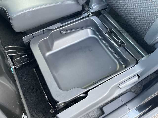 スズキ ハスラー Jスタイル Ⅱ 富山県 2016(平28)年 5.4万km ブルーイッシュブラックパール 禁煙車/社外ＳＤナビ（地図SDなし）/フルセグＴＶ/４WD/電動格納ミラー/シートヒーター（運転席＋助手席）/ハーフレザーシート/アイドリングストップ/プッシュスタート/スマートキー/ドライブレコーダー/純正アルミホイール/レーンキープアシスト/ダウンヒルアシストコントロール/衝突被害軽減システム/盗難防止装置