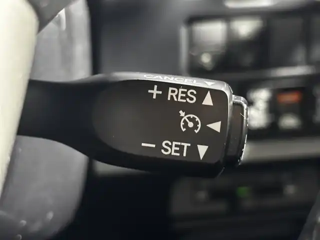 トヨタ ヴォクシー ZS 煌 大阪府 2018(平30)年 6.9万km ホワイトパールクリスタルシャイン モデリスタエアロ 純正10incナビTV Bカメラ ETC 両側パワースライドドア 衝突軽減 クルコン トヨタセーフティセンス リアオートエアコン スマートキー Pスタート