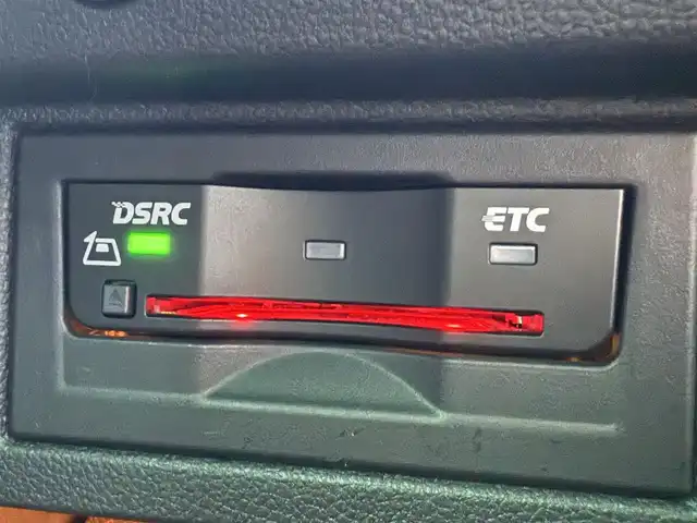 フォルクスワーゲン ゴルフ ＧＴＩ 千葉県 2014(平26)年 3.3万km シルバー SDナビ/(フルセグTV/CD/DVD/Bluetooth)/ドライブレコーダー　前のみ/ETC/パドルシフト/純正フロアマット/純正アルミホイール/レーダークルーズコントロール/レーンキープアシスト/横滑り防止装置/オートライト/スマートキー/スペアキー/プッシュエンジンスタート