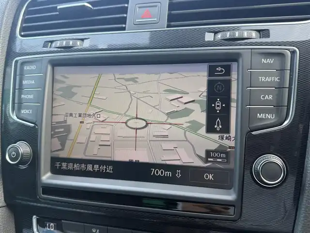 フォルクスワーゲン ゴルフ ＧＴＩ 千葉県 2014(平26)年 3.3万km シルバー SDナビ/(フルセグTV/CD/DVD/Bluetooth)/ドライブレコーダー　前のみ/ETC/パドルシフト/純正フロアマット/純正アルミホイール/レーダークルーズコントロール/レーンキープアシスト/横滑り防止装置/オートライト/スマートキー/スペアキー/プッシュエンジンスタート