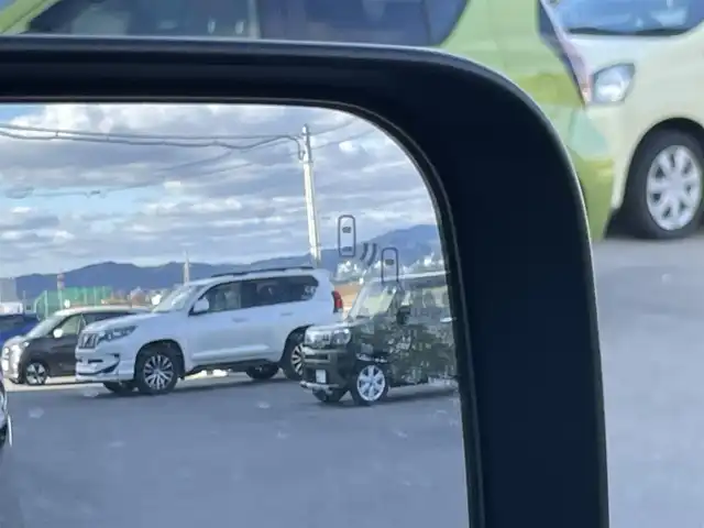 三菱 デリカＤ：５ シャモニー 佐賀県 2024(令6)年 3万km ブラックダイヤモンド パートタイム４WD/社外11インチメモリーナビゲーション/・フルセグTV/CD/DVD/SD/USB/HDMI/Bluetooth/バックカメラ/前後ドライブレコーダー/ビルトインETC/両側パワースライドドア/エレクトリックテールゲート/電子パーキングブレーキ/・AUTO HOLD機能/ハーフレザーシート/DN席シートヒーター/キャプテンシート/ISOFIX対応/パドルシフト/革巻きステアリング/ステアリングヒーター/ステアリングリモコン/純正18インチアルミホイール/純正LEDヘッドライト/・オートマチックハイビーム/純正LEDフォグランプ/社外オールシーズンフロアマット/純正ドアバイザ―/アダプティブクルーズコントロール/ブラインドスポットインフォメーション/車線逸脱警報機能/衝突軽減ブレーキ/横滑り防止装置