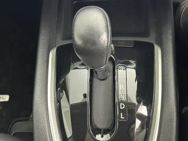 日産 エクストレイル 20X エマージェンシーブレーキ 道央・札幌 2016(平28)年 6.6万km ダークメタルグレー ・４WD/・純正ナビ/　CD/DVD/SD/BT/TV/・バックカメラ/・ビルトインETC/・純正前方ドライブレコーダー/・エマージェンシーブレーキ/・レーンキープアシスト/・クリアランスソナー/・ダウンヒルアシストコントロール/・カプロンシート/・前席シートヒーター/・ミラーヒーター/・HIDヘッドライト/・フォグライト/・オートライト/・純正フロアマット/・ドアバイザー