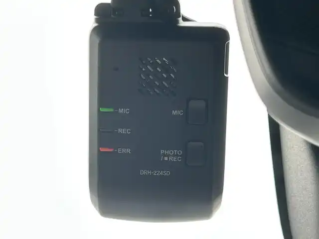 ホンダ ヴェゼル ハイブリッド e:HEV Z PLaYパッケージ 鹿児島県 2024(令6)年 2万km ブルーグリーン ワンオーナー/ガラスルーフ/純正メモリナビ/　　BT/フルセグ/アラウンドビューモニター/レーダークルーズコントロール/LEDヘッドライト/ハーフレザーシート/純正18インチAW/スマートキー/純正ビルトインETC2.0/ステアリングヒーター