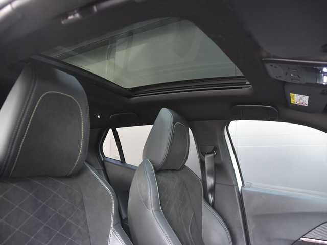プジョー プジョー ２００８ GT ドライブエディション 和歌山県 2021(令3)年 3.8万km パール パノラマSR /純ナビ /TV /Bカメラ /CarPlay /ACC /ブラインドスポット /パークアシスト /ワイヤレス充電 /ハーフレザー /シートヒーター /アンビエントライト /スマートキー /純18incAW /LEDライト /ETC/取扱説明書