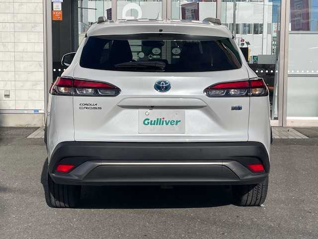 トヨタ カローラ クロス ハイブリッド Z 青森県 2023(令5)年 3.2万km プラチナホワイトパールマイカ ワンオーナー/純正ナビ（BlueTooth/フルセグ/DVD）/トヨタセーフティセンス/全周囲カメラ/バックカメラ/ハンドルヒーター/AC100V/純正エンジンスターター/ハーフレザーシート/D/N席シートヒーター/VIEWカメラ/オートライト/フォグランプ/寒冷地仕様/ハンズフリーパワーバックドア/純正225/50/18インチAW（夏装着）/社外215/60/17インチAW（冬VRX3）/保証書/取扱説明書
