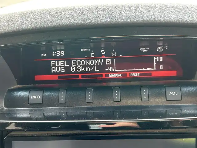 三菱 パジェロ ロング エクシード 和歌山県 2016(平28)年 7.9万km ウォームホワイトパール ディーゼル/サンルーフ/社外メモリナビ/フルセグTV/FM/AM/CD/DVD/Bluetooth/USB/SD/VTR/バックカメラ/ETC/前席シートヒーター/キーレス/スペアキー/HIDヘッドライト/フロント/リアフォグ/オートハイビーム/クルーズコントロール/純正17インチAW/純正フロアマット/純正ドアバイザー/取扱説明書/保証書