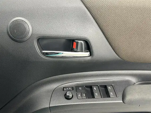 トヨタ シエンタ ハイブリッド G クエロ 熊本県 2018(平30)年 7.7万km ブラックマイカ/ラディアントグリーンメタリック 2トーン 純正ナビ（ＣＤ・フルセグ・ＢＴ・ＳＤ）/全周囲カメラ　/ビルトインＥＴＣ　/両側パワースライドドア　/前後クリアランスソナー　/クルーズコントロール　/衝突軽減ブレーキ　/レーンキープアシスト　/横滑り防止　/ハーフレザーシート/純正フロアマット/純正16インチAW/オートライト/オートマチックハイビーム/LEDヘッドライト/フォグランプ/スマートキー/プッシュスタート/スペアキー1本