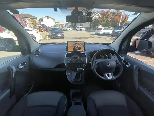 ルノー カングー パナシェ 栃木県 2021(令3)年 6.2万km グレー 社外ナビ　CN-F1X10D/フルセグTV/バックカメラ/ETC/ドライブレコーダー/クルーズコントロール/LEDヘッドライト/両側スライドドア/ヒッチメンバー/ルーフレール