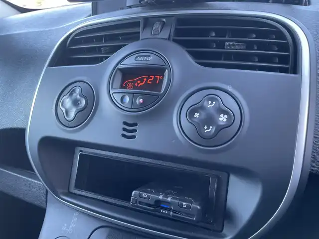 ルノー カングー パナシェ 栃木県 2021(令3)年 6.2万km グレー 社外ナビ　CN-F1X10D/フルセグTV/バックカメラ/ETC/ドライブレコーダー/クルーズコントロール/LEDヘッドライト/両側スライドドア/ヒッチメンバー/ルーフレール