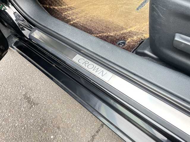 トヨタ クラウン ハイブリッド ロイヤルサルーン Four 青森県 2014(平26)年 19.4万km ブラック 4WD/純正HDDナビ・フルセグTV/バックカメラ/前席パワーシート・シートヒーター/ステアリングヒーター/クルーズコントロール/純正ビルトインETC/純正エンジンスターター/純正フロアマット/電動リアサンシェード/HIDヘッドライト/LEDフォグランプ/社外16インチアルミ