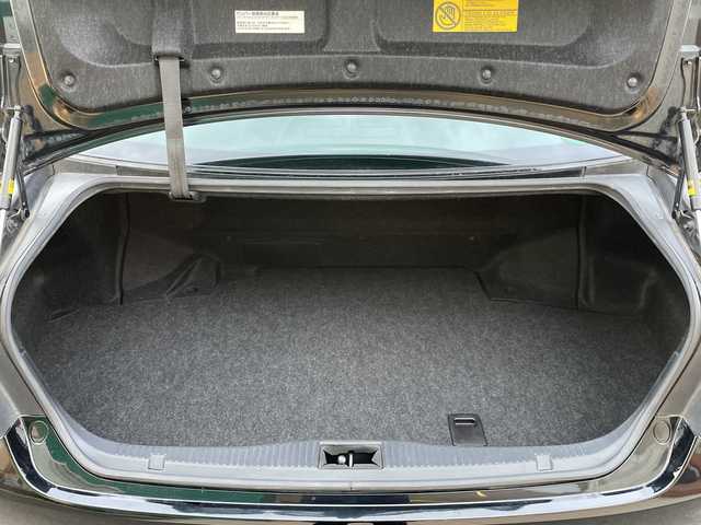 トヨタ クラウン ハイブリッド ロイヤルサルーン Four 青森県 2014(平26)年 19.4万km ブラック 4WD/純正HDDナビ・フルセグTV/バックカメラ/前席パワーシート・シートヒーター/ステアリングヒーター/クルーズコントロール/純正ビルトインETC/純正エンジンスターター/純正フロアマット/電動リアサンシェード/HIDヘッドライト/LEDフォグランプ/社外16インチアルミ