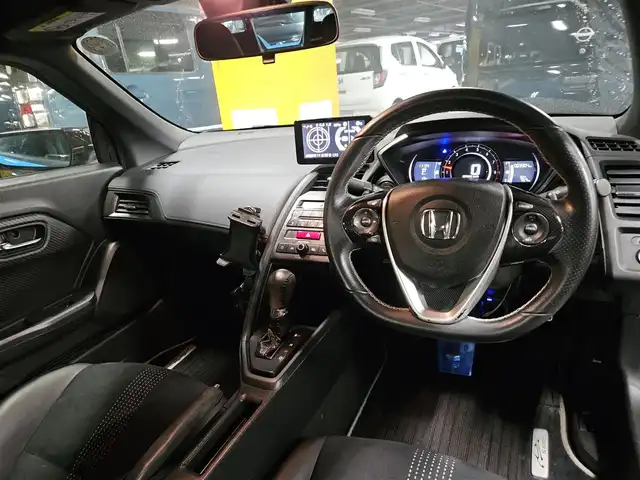 ホンダ Ｓ６６０ α 宮崎県 2016(平28)年 7万km プレミアムビーチブルーP センターディスプレイ/バックカメラ/ETC/クルーズコントロール/衝突被害軽減ブレーキ/横滑り防止装置/ターボ/LEDヘッドランプ/オートライト/オートエアコン/革巻きステアリング/パドルシフト/革/スエードコンビスポーツシート/社外アルミホイール(F15/R16インチ)/スマートキー/プッシュエンジンスタート/禁煙車