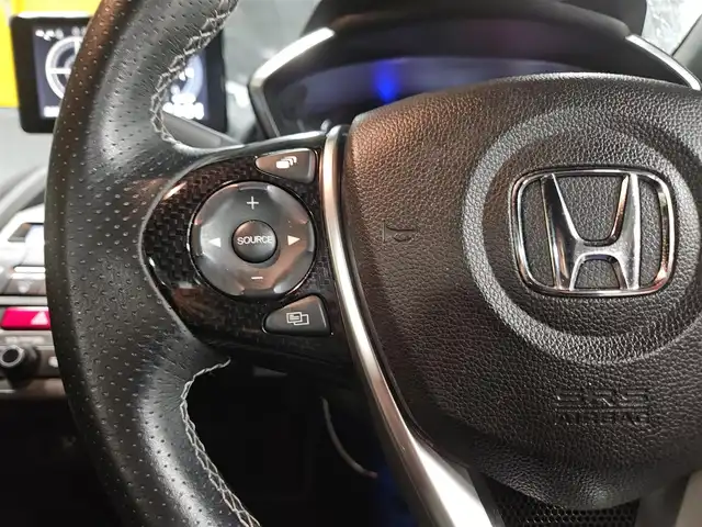 ホンダ Ｓ６６０ α 宮崎県 2016(平28)年 7万km プレミアムビーチブルーP センターディスプレイ/バックカメラ/ETC/クルーズコントロール/衝突被害軽減ブレーキ/横滑り防止装置/ターボ/LEDヘッドランプ/オートライト/オートエアコン/革巻きステアリング/パドルシフト/革/スエードコンビスポーツシート/社外アルミホイール(F15/R16インチ)/スマートキー/プッシュエンジンスタート/禁煙車