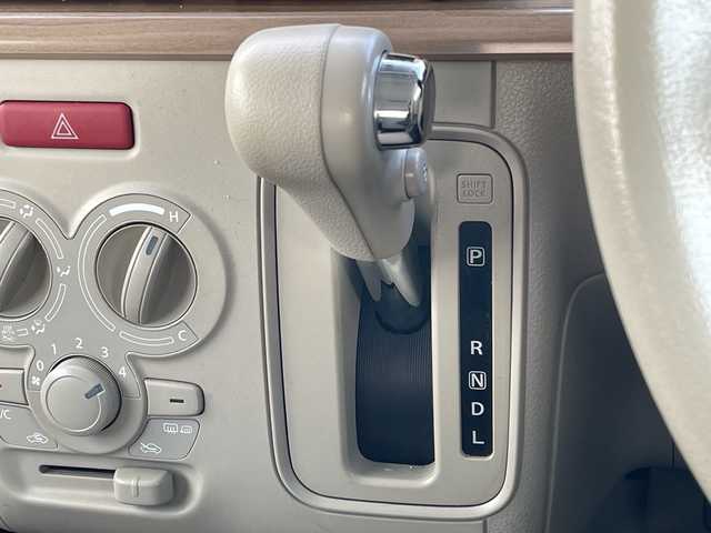 スズキ ラパン S 道央・札幌 2015(平27)年 13.5万km フレンチミントパールメタリック ４WD/社外メモリーナビ/AM/FM/CD/AUX/衝突被害軽減ブレーキ/横滑り防止装置/バックカメラ/ETC/アイドリングストップ/前席シートヒーター/革巻きステアリング/プッシュスタート/スマートキー/キセノンヘッドライト/オートライト/電動格納ミラー/ヒーテッドドアミラー/社外フロアマット/ドアバイザー/社外AW付夏タイヤ積込/155/65/R14/2025年/山6mm