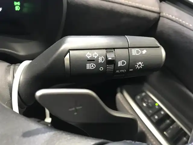 レクサス ＬＢＸ クール 富山県 2024(令6)年 2.6万km グレー マークレビンソンサウンド/純正ディスプレイオーディオ/全周囲カメラ/Bluetooth/ドライブレコーダー/プリクラッシュセーフティ/レーンキープアシスト/コーナーセンサー/ブラインドスポットモニター/レーダークルーズコントロール/ウルトラスエードコンビシート/メモリー付パワーシート/ヘッドアップディスプレイ/革巻きステアリング/ステアリングスイッチ/置くだけ充電/ETC2.0